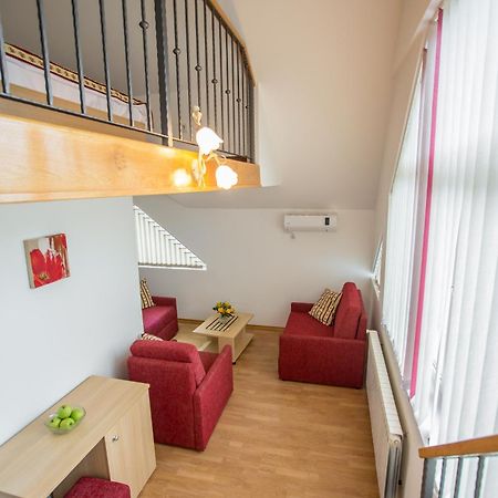 Apartments And Rooms Millennium Ogulin Exteriér fotografie